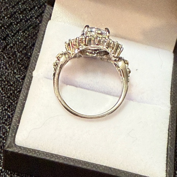 Elegant Silver plated Snowflake Women's Ring - Picture 5 of 6